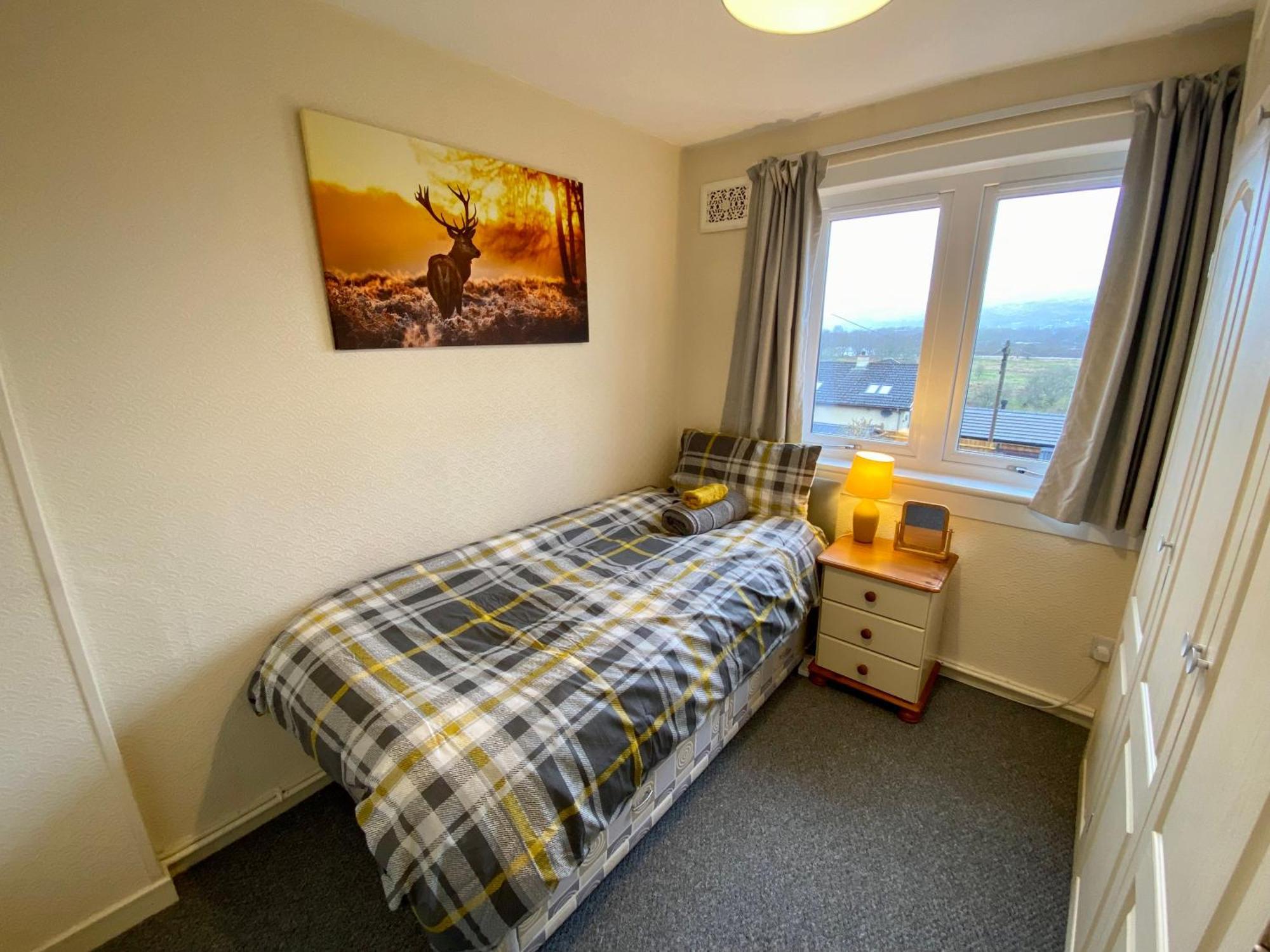 Traditional 3 Bed Town House Inverlochy Екстериор снимка